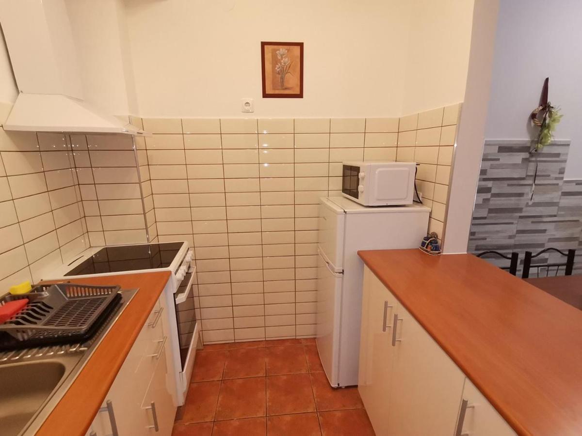 Carpe Diem Apartment Hajduszoboszlo Exterior foto