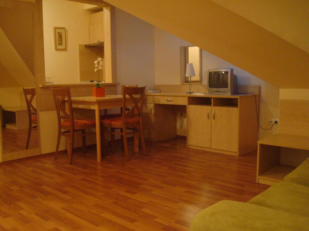 Carpe Diem Apartment Hajduszoboszlo Quarto foto