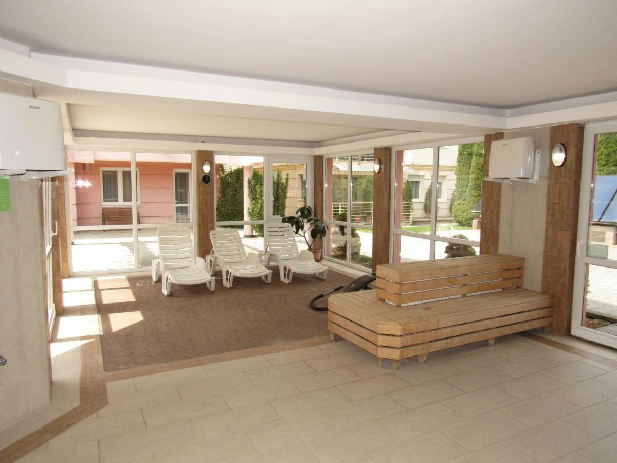 Carpe Diem Apartment Hajduszoboszlo Exterior foto